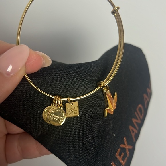 Alex And Ani Paper Crane Charm Bangle cbd17pcsg Women's - Picture 4 of 4